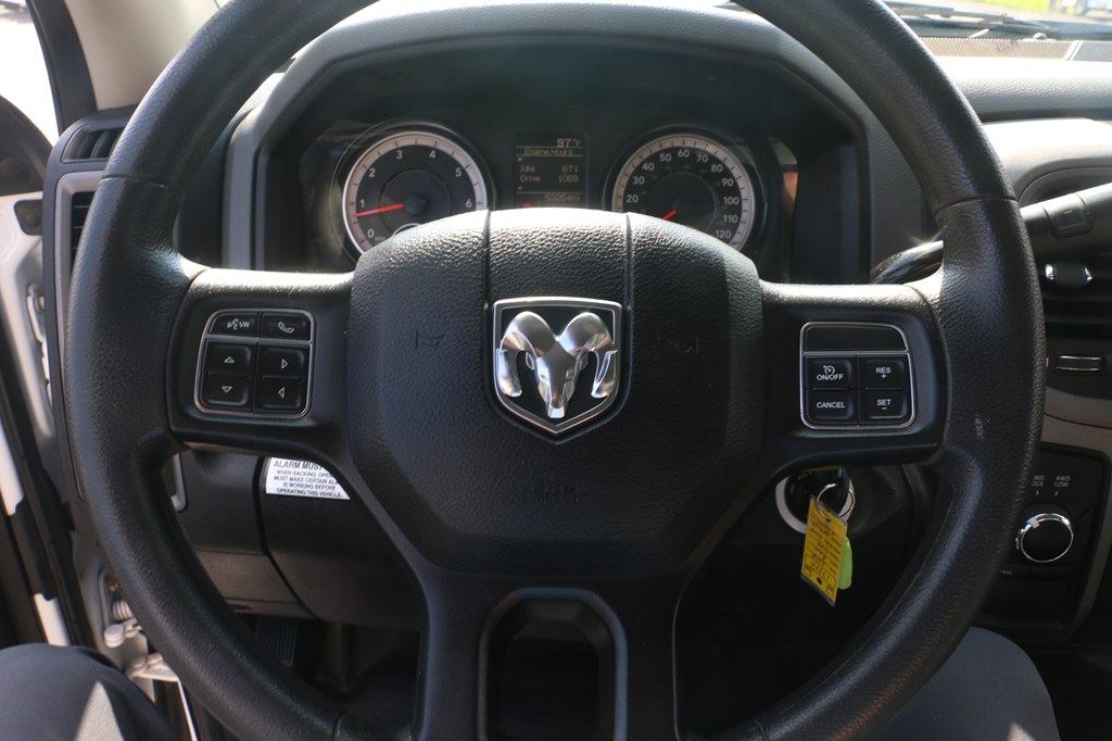 2018 RAM Ram 3500 Chassis Cab Tradesman - Photo 18
