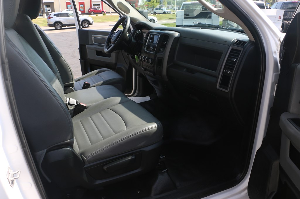 2018 RAM Ram 3500 Chassis Cab Tradesman - Photo 26