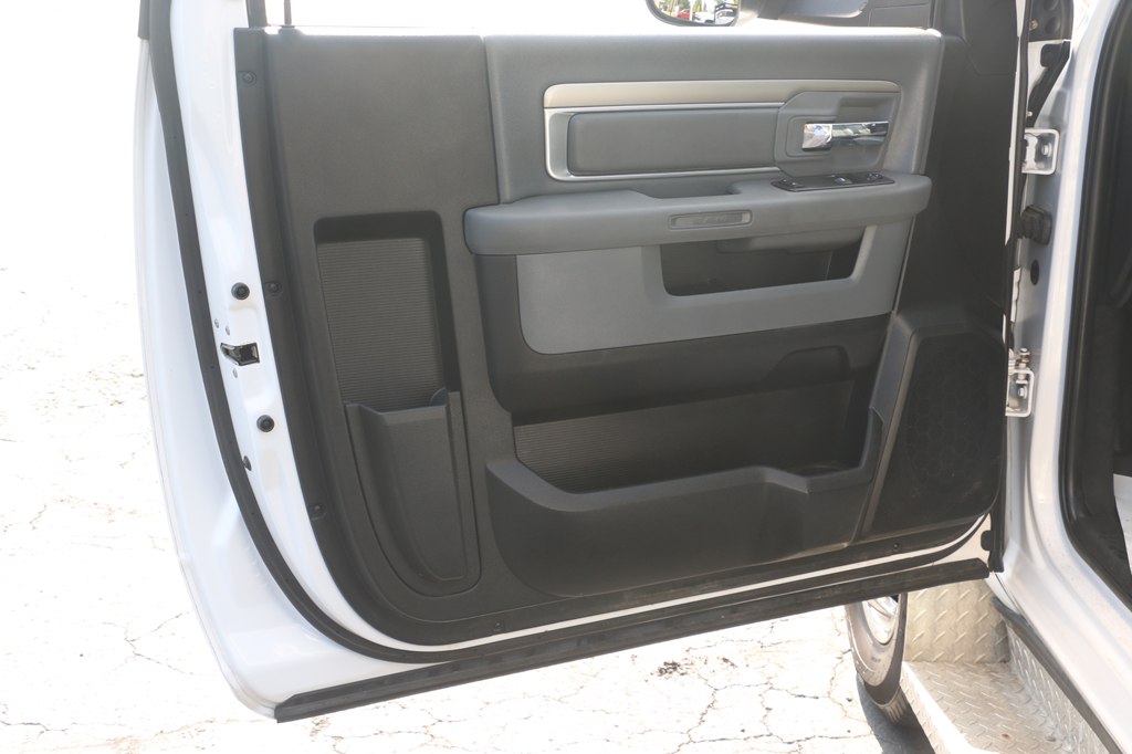 2018 RAM Ram 3500 Chassis Cab Tradesman - Photo 28