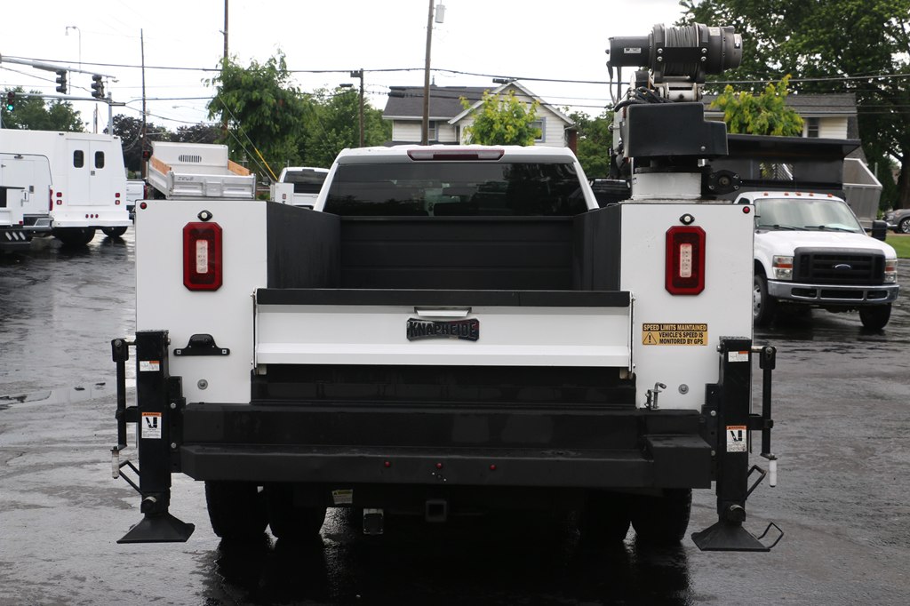 Photo 4 of 2023 GMC 3500 SERV BODY 4x4 PRO DIESEL SER BOD w/CRANE
