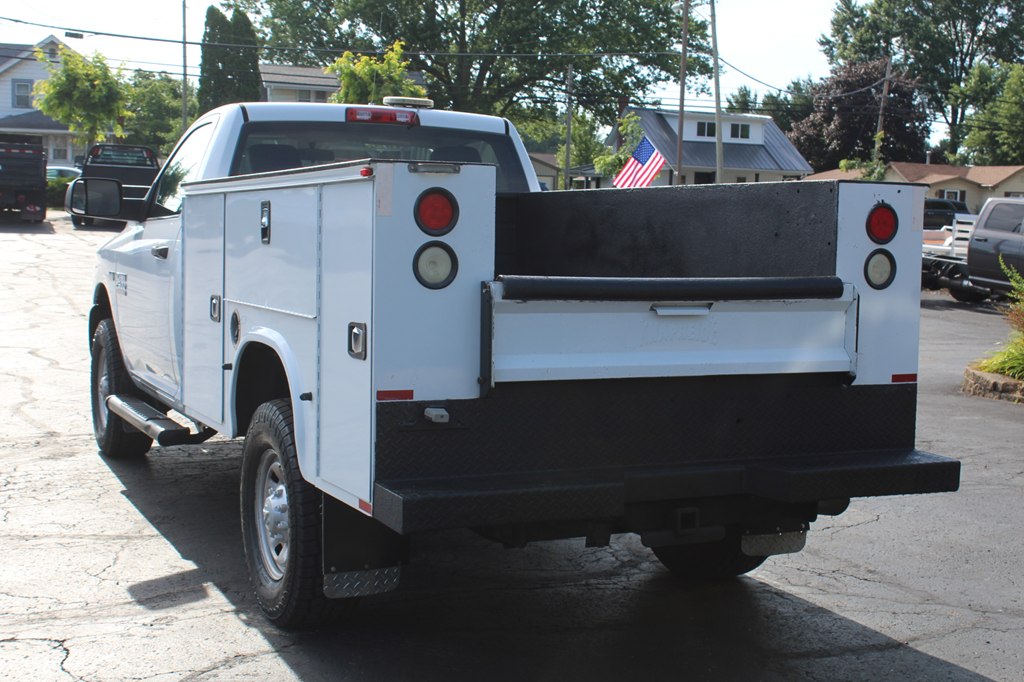2015 Ram 2500 SERV BODY 4x4 TRADESMAN 6.4 SERVICE BODY - Image 4