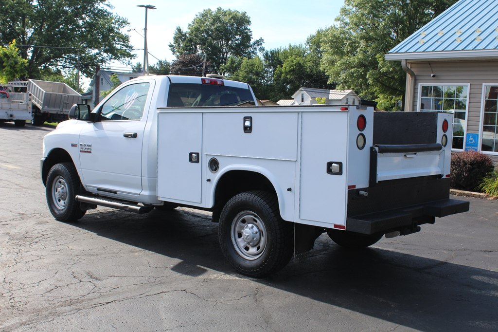 2015 Ram 2500 SERV BODY 4x4 TRADESMAN 6.4 SERVICE BODY - Image 3