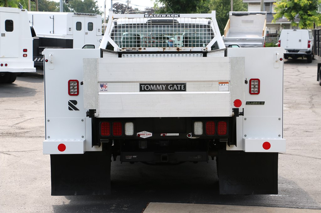 2023 Ford F350 SERV BODY 4x4 7.3L GAS SERVICE BODY - Image 4