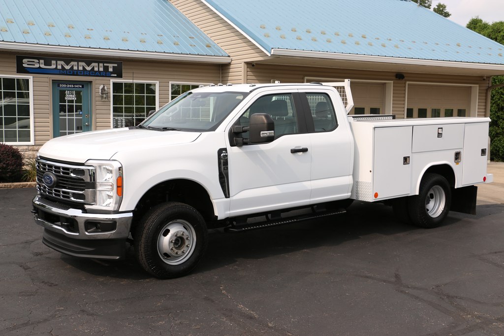 2023 Ford F350 SERV BODY 4x4 7.3L GAS SERVICE BODY - Main Image