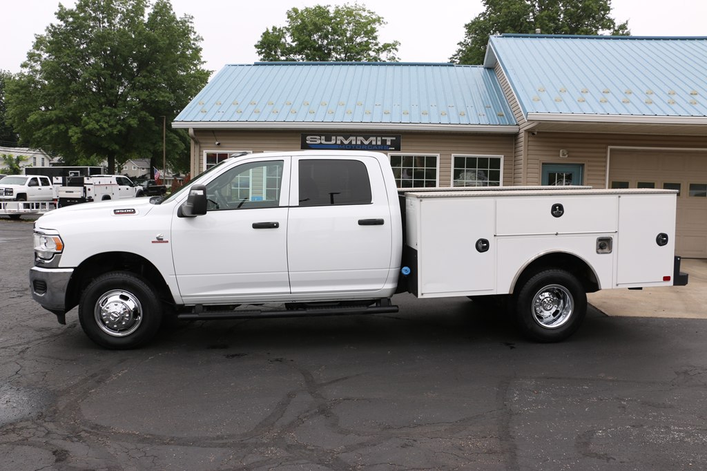 2024 Ram 3500 SERV BODY 4x4 TRADES DIESEL SERVICE BODY - Image 2