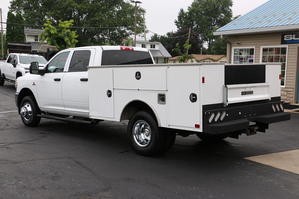 2024 Ram 3500 SERV BODY 4x4 TRADES DIESEL SERVICE BODY - Image 3