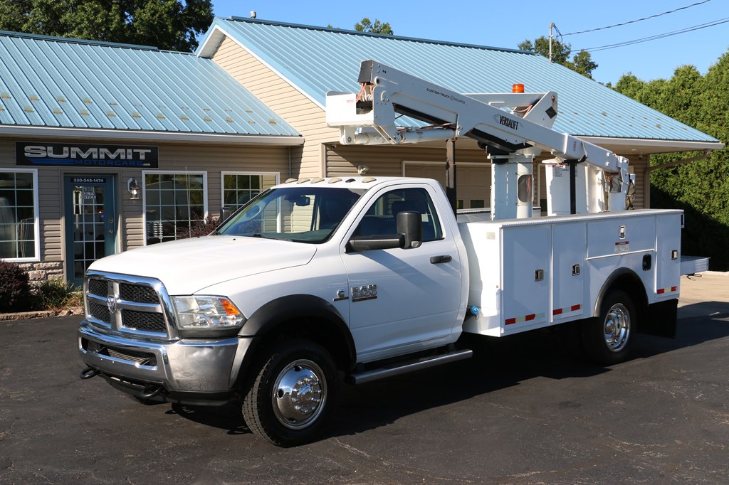 2016 RAM 5500 BUCKET TRK 4x4 DIESEL BUCKET TRUCK - Main Image