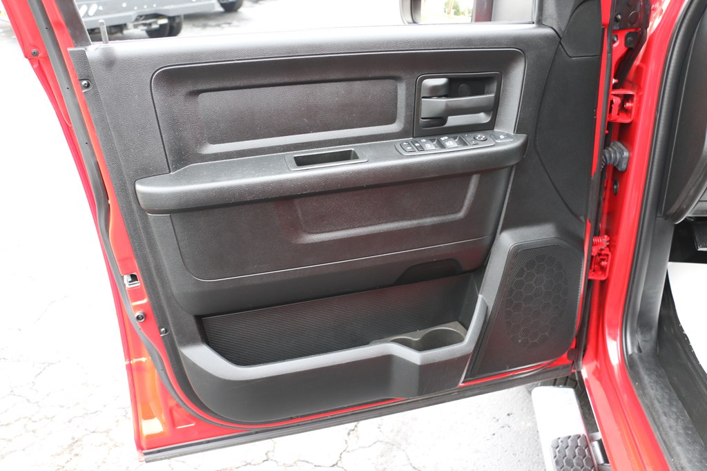 2024 RAM Ram 3500 Chassis Cab Tradesman - Photo 33