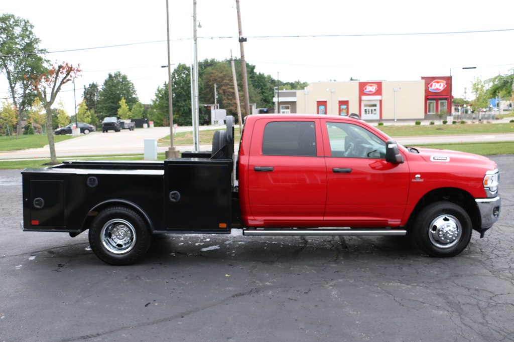 2024 RAM Ram 3500 Chassis Cab Tradesman - Photo 6