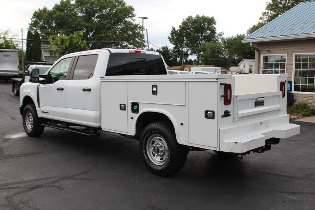 2024 Ford F250 SERV BODY 4x4 DIESEL SERVICE BODY - Image 3