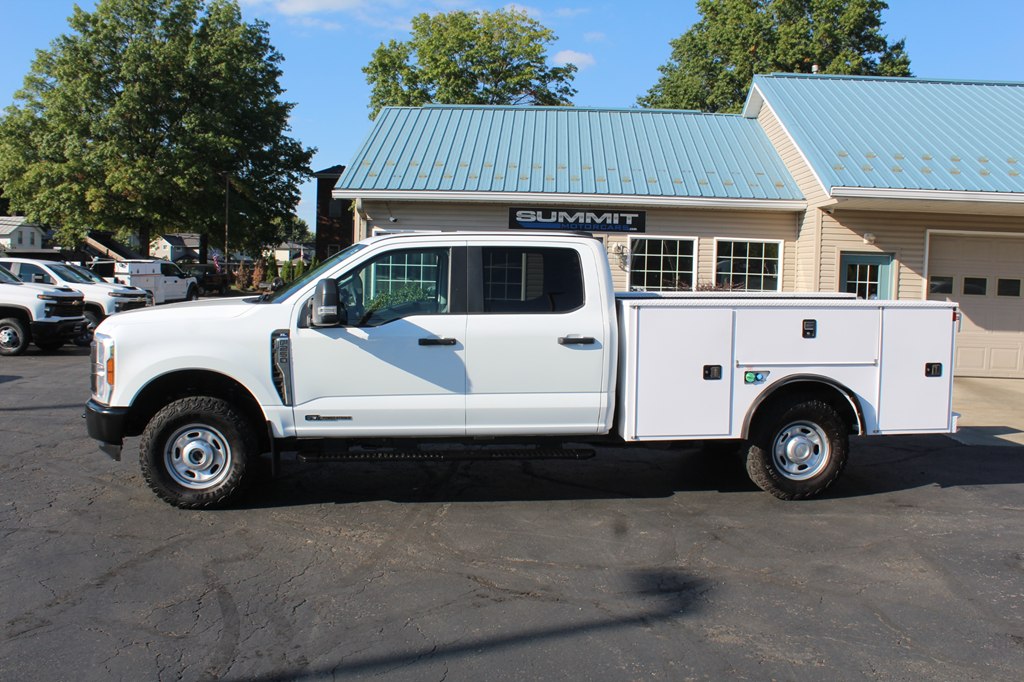 2025 Ford F250 SERV BODY 4x4 DIESEL SERVICE BODY - Image 2