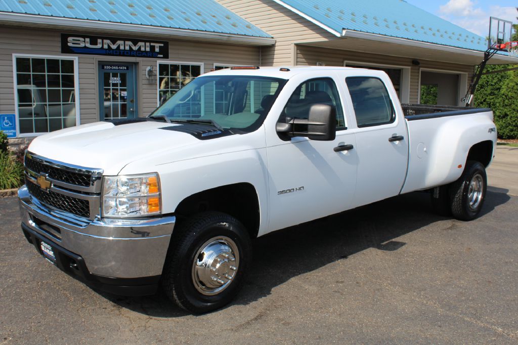 USED 2011 CHEVROLET SLV 3500 DRW 4x4 WORK TRUCK FOR SALE in Wooster, Ohio Summit Motorcars