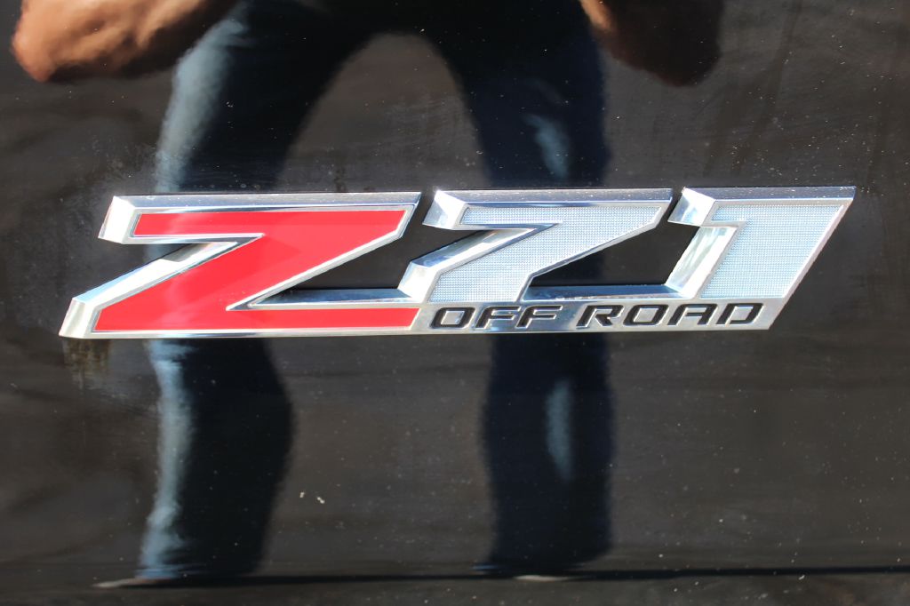 2018 CHEVROLET 2500 LTZ Z71 4x4 LTZ z71 DURAMAX for sale at Summit Motorcars