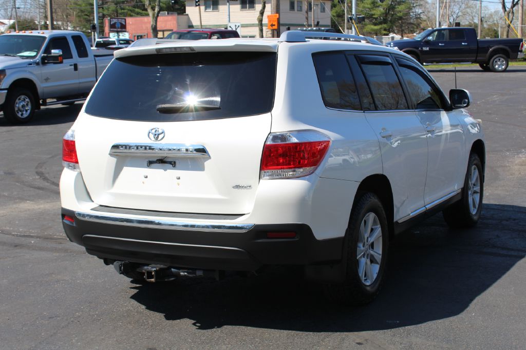 USED 2011 TOYOTA HIGHLANDER BASE FOR SALE in Wooster, Ohio Summit