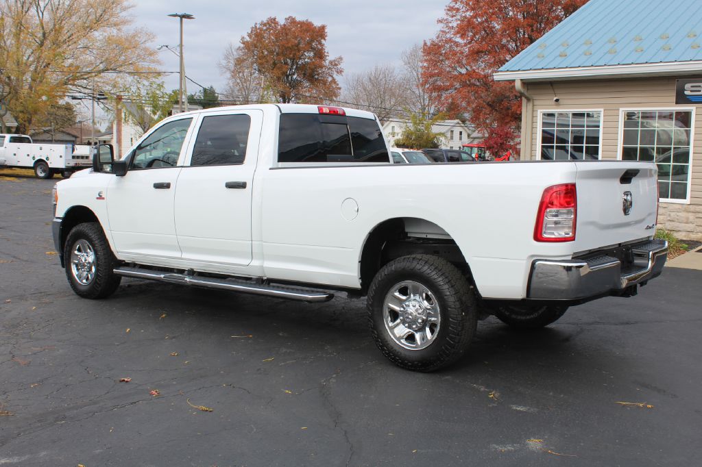 2023 Ram 2500 Tradesman photo 4