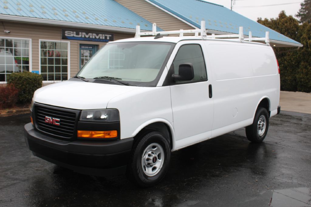 2022 GMC Savana Cargo Work Van's photo