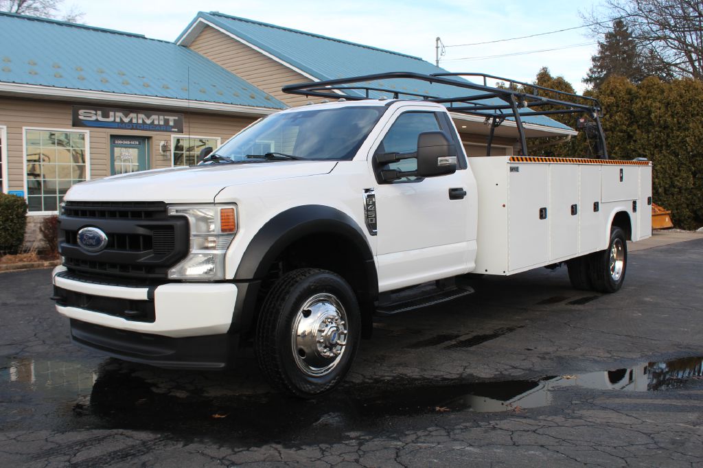 2020 Ford F-450 Super Duty Chassis Cab's photo