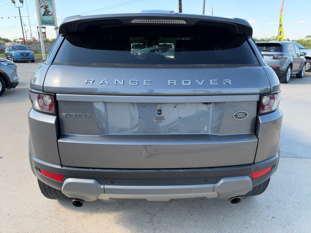 Photo 8 of this LAND ROVER RANGE ROVER EVO