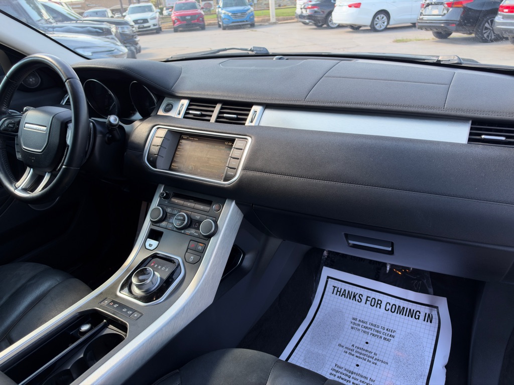 Photo 18 of this LAND ROVER RANGE ROVER EVO