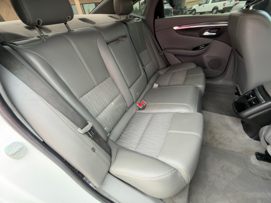 Photo 15 of this CHEVROLET IMPALA