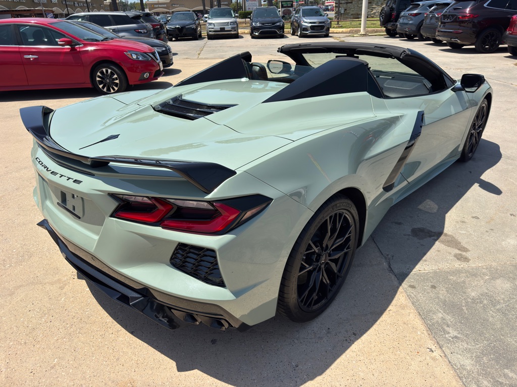 Photo 12 of this CHEVROLET CORVETTE
