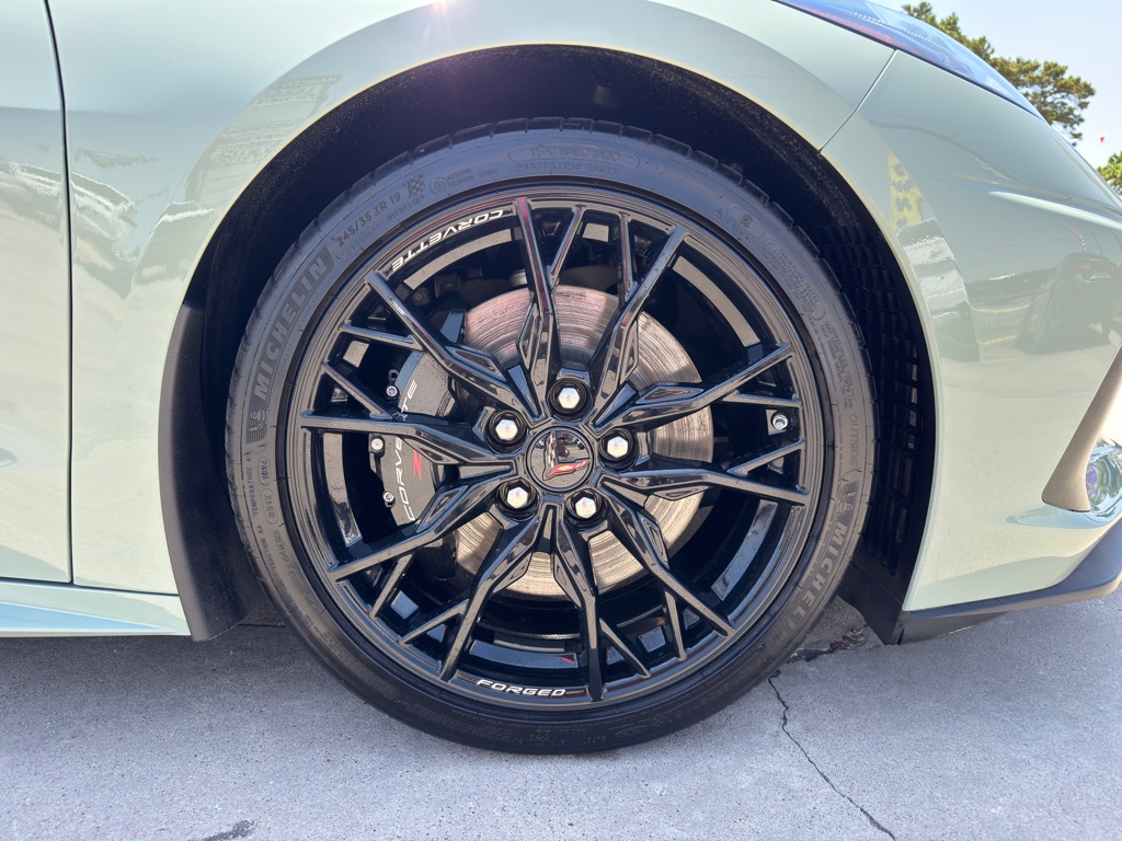 Photo 17 of this CHEVROLET CORVETTE