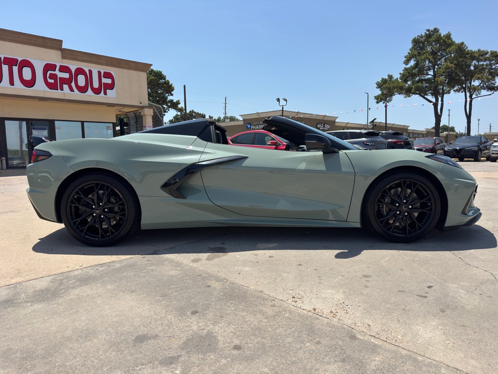 Photo 13 of this CHEVROLET CORVETTE