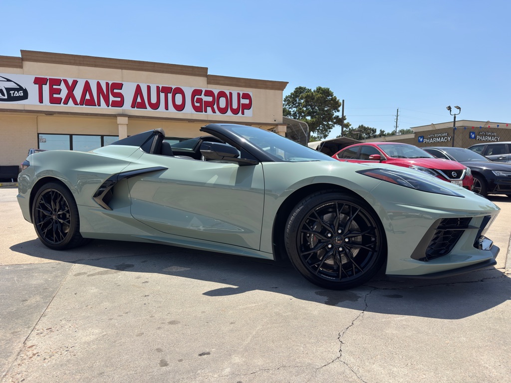 Photo 2 of this CHEVROLET CORVETTE