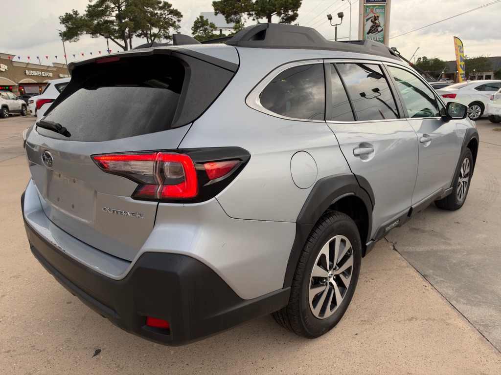 Photo 10 of this SUBARU OUTBACK