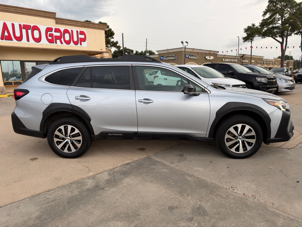 Photo 11 of this SUBARU OUTBACK