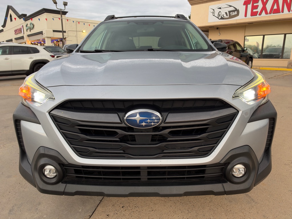 Photo 3 of this SUBARU OUTBACK