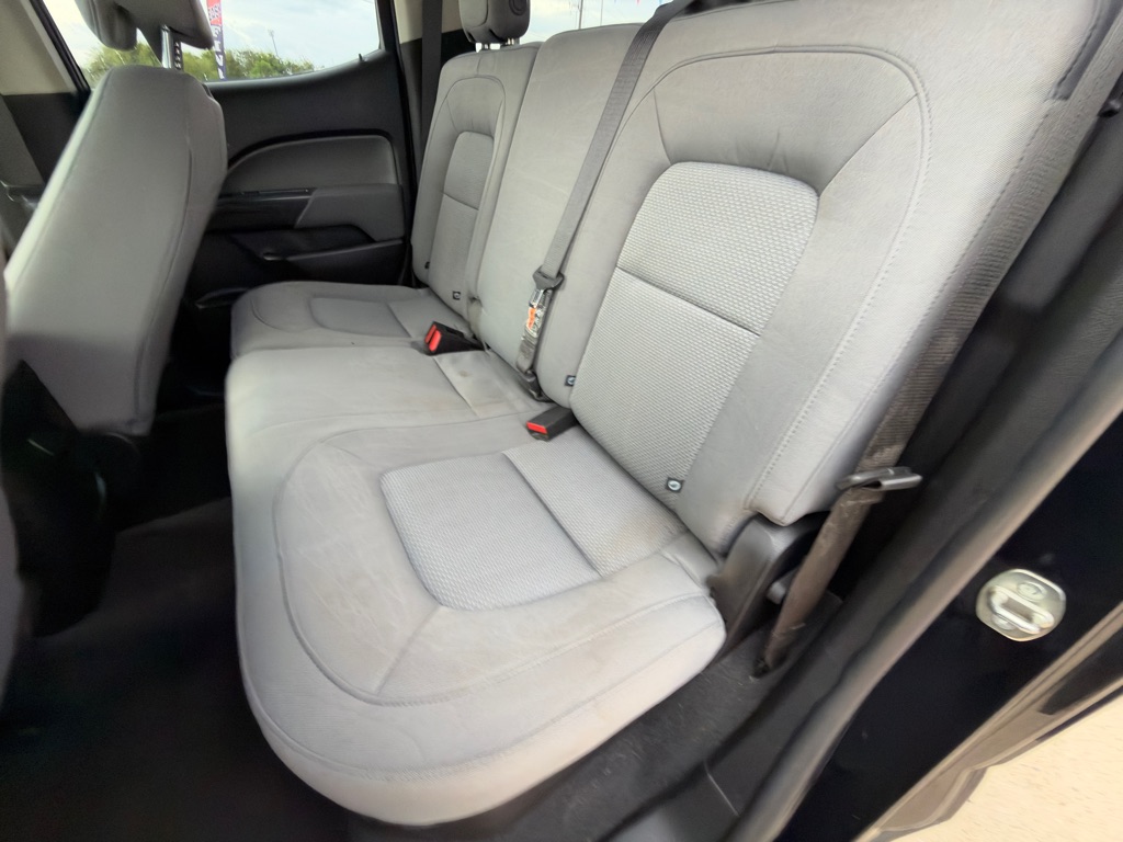 Photo 13 of this CHEVROLET COLORADO