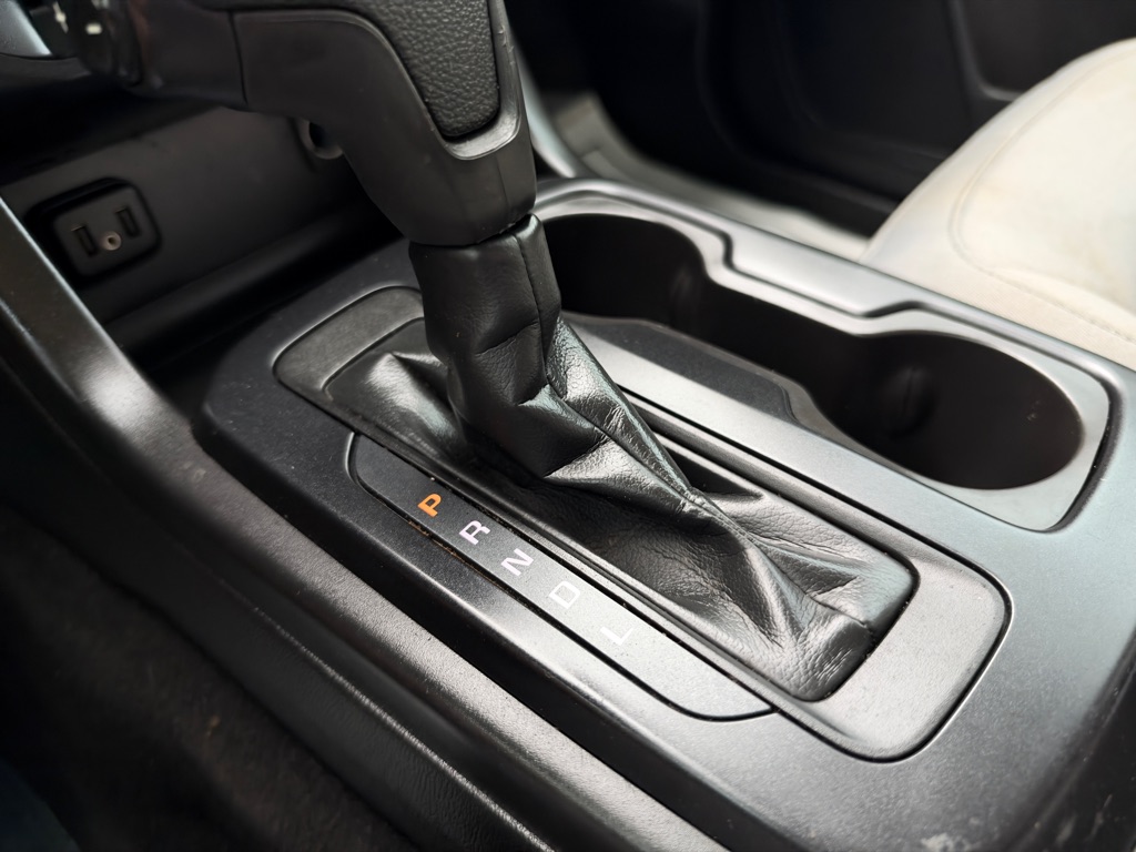 Photo 27 of this CHEVROLET COLORADO