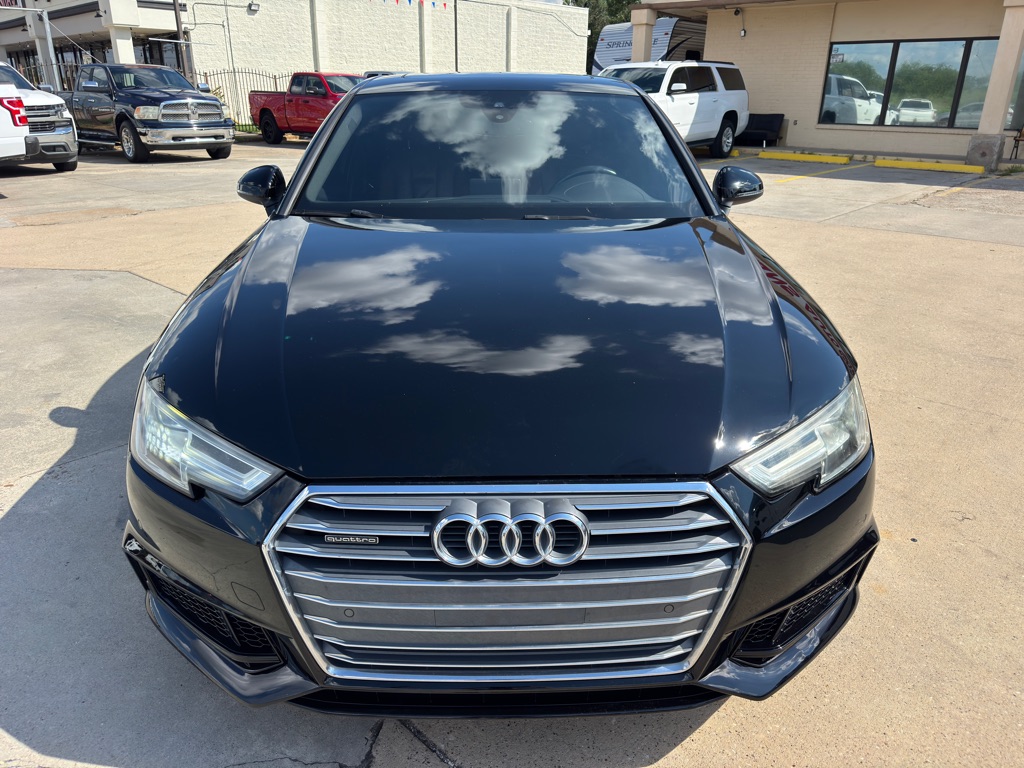 Photo 5 of this AUDI A4