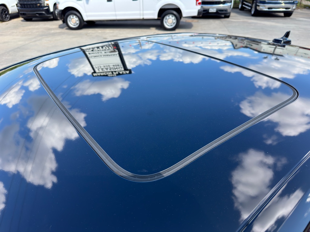 Photo 13 of this AUDI A4
