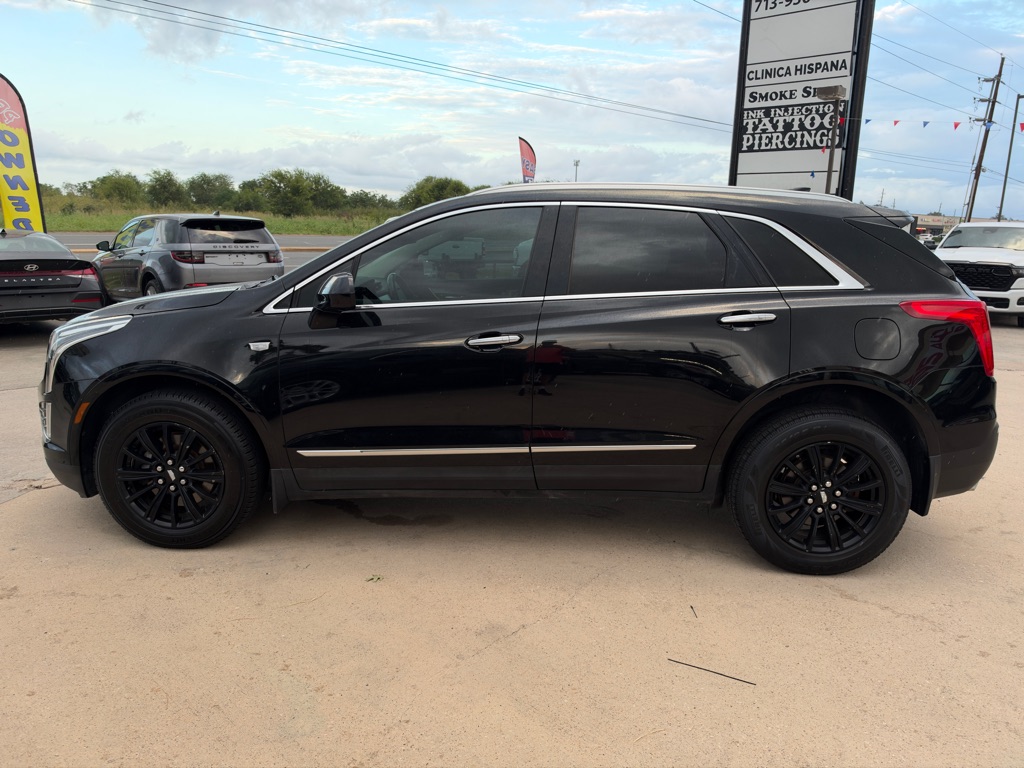 Photo 3 of this CADILLAC XT5