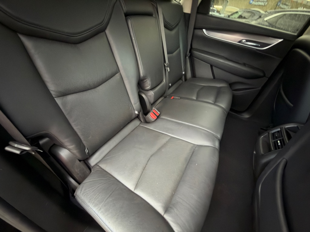 Photo 11 of this CADILLAC XT5