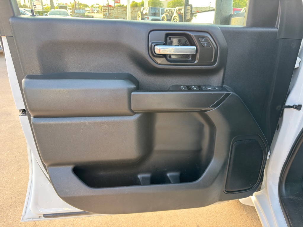 Photo 22 of this CHEVROLET SILVERADO 2500H