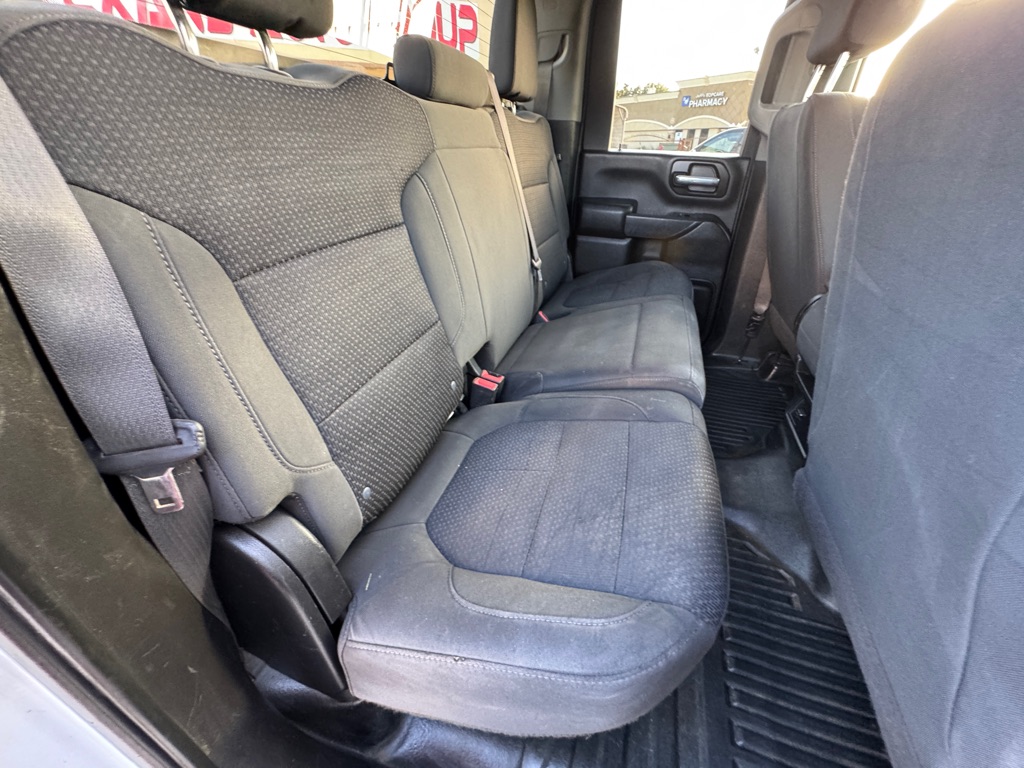 Photo 14 of this CHEVROLET SILVERADO 2500H