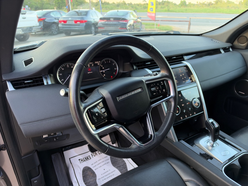 Photo 20 of this LAND ROVER DISCOVERY SPORT