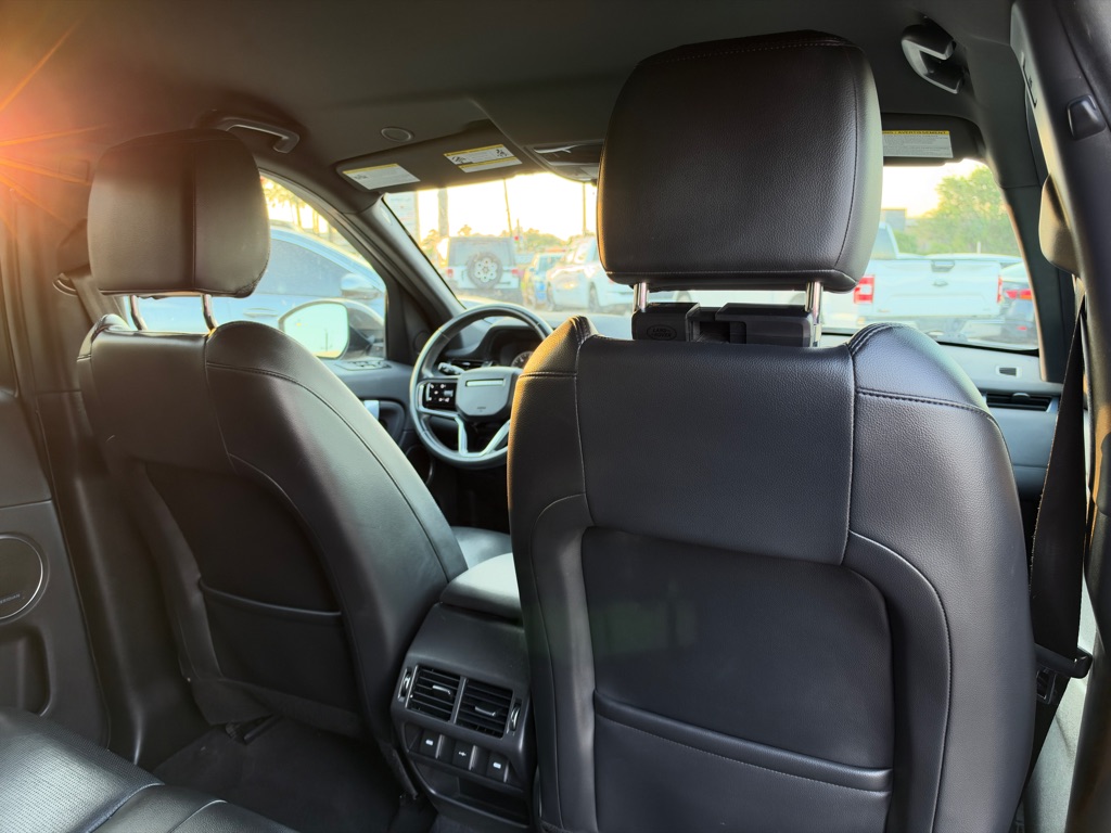 Photo 14 of this LAND ROVER DISCOVERY SPORT