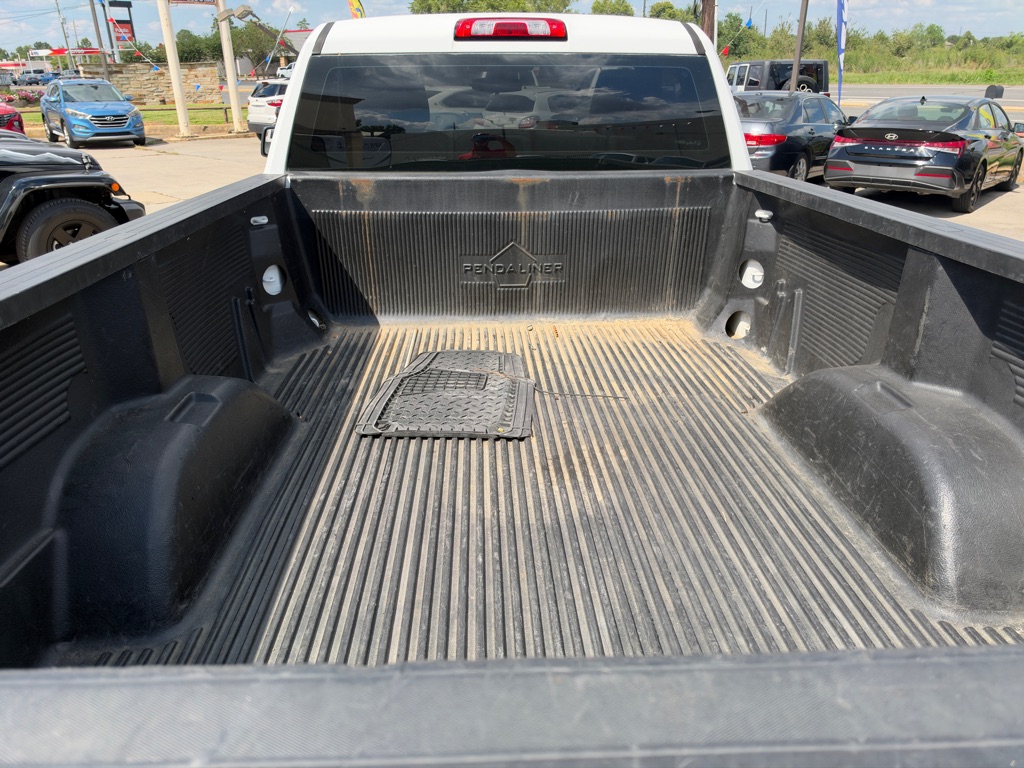 Photo 23 of this CHEVROLET SILVERADO 1500