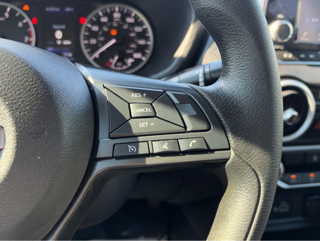 Photo 28 of this NISSAN SENTRA