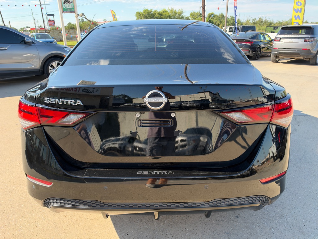 Photo 9 of this NISSAN SENTRA