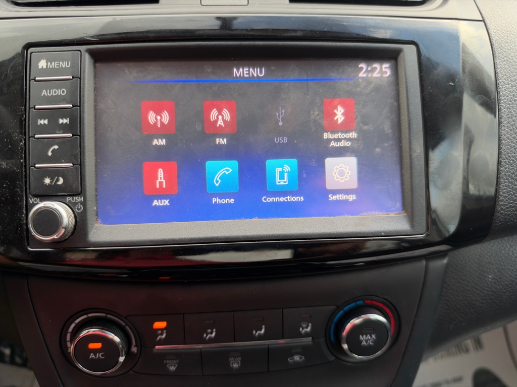 Photo 21 of this NISSAN SENTRA
