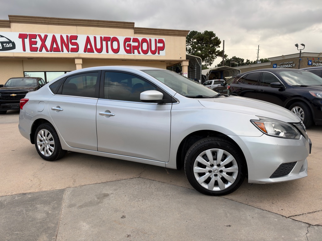 Photo 2 of this NISSAN SENTRA