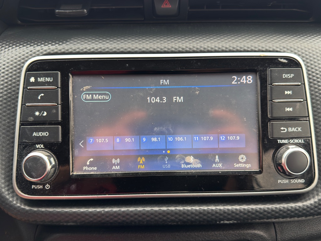 Photo 26 of this NISSAN KICKS