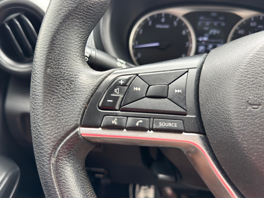 Photo 31 of this NISSAN KICKS