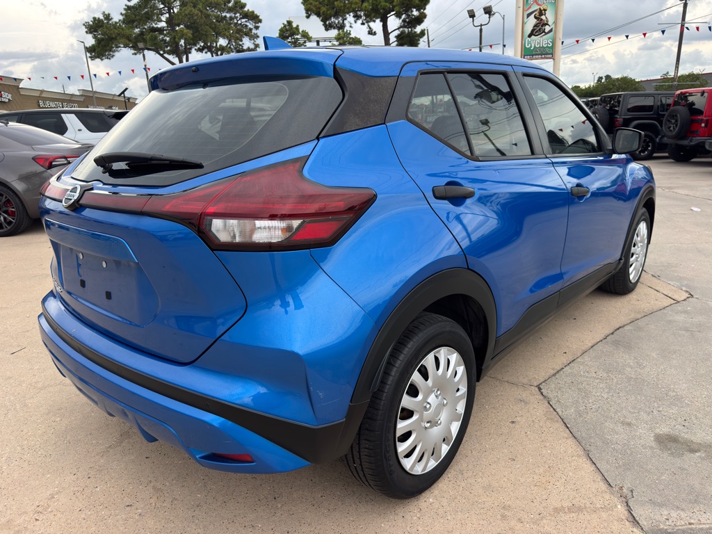 Photo 10 of this NISSAN KICKS