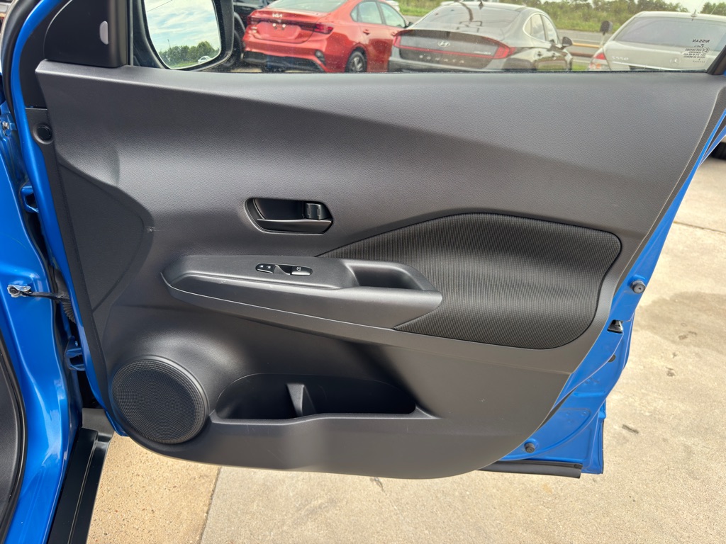 Photo 20 of this NISSAN KICKS